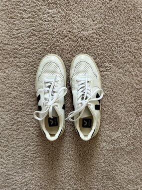Veja Sneakers